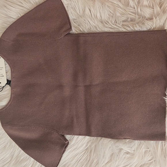 Express Top Size Small - Picture 5 of 5